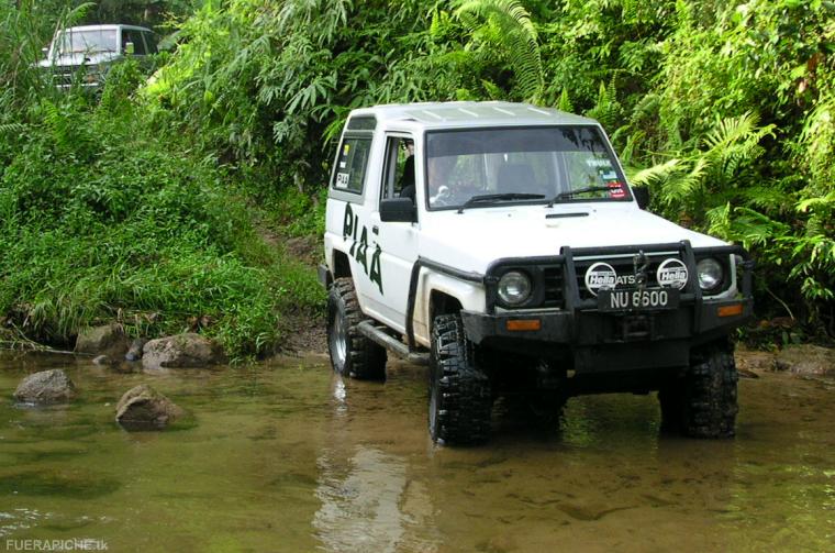 Daihatsu Rocky Malaysia 4x4